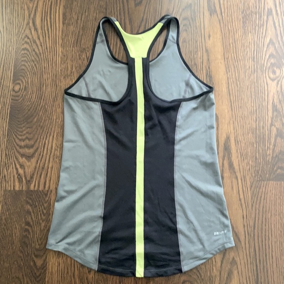 Nike Drift Tank | Size: Medium - Picture 2 of 5
